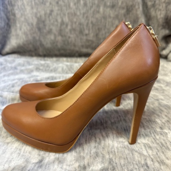 Michael Kors size 7 Chestnut Brown Heels - Picture 6 of 7